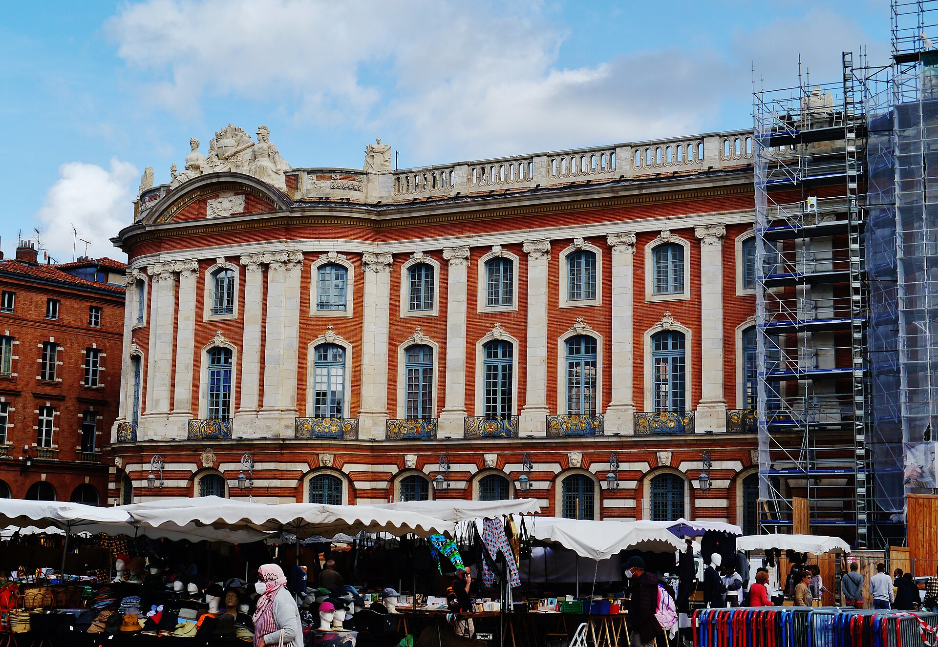 Le Capitole de Toulouse, ville d'origine de la conciergerie L'Intendant